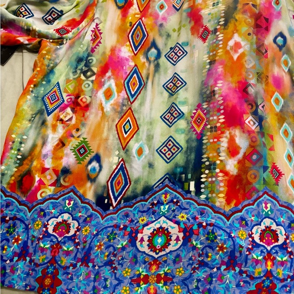 John Mark Multicolor Geometric Blouse - Picture 11 of 11